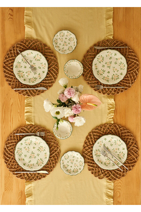 Veronica Porcelain 8 Piece 4 Person Breakfast Set